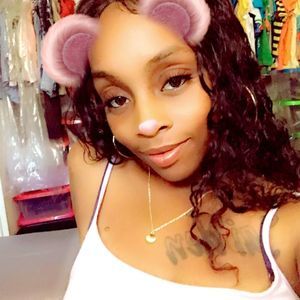 Meet your Posher, Alaina